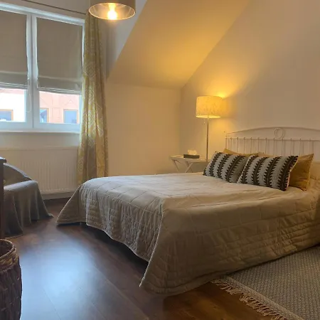 Apartament * Моронг